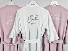 Load image into Gallery viewer, Ruffle Bridesmaid Robes, Ruffle Robe, Bridal Robe, Bridesmaid Gift, Wedding Robes, Bride Robe, Bridal Party Robes, Lavender Robes