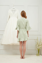 Load image into Gallery viewer, Forest Green Ruffle Bridesmaid Robes, Ruffle Robe, Bridal Robe, Bridesmaid Gift, Wedding Robes, Bride Robe, Bridal Party Robes, Green Robes