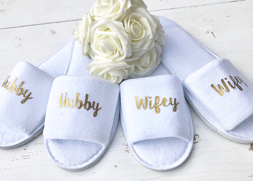 Hubby and Wifey • Bridal slippers • Honeymoon Gift • Newlyweds • Wedding Slippers • Personalised Spa Slippers • Spa Slippers • Gift
